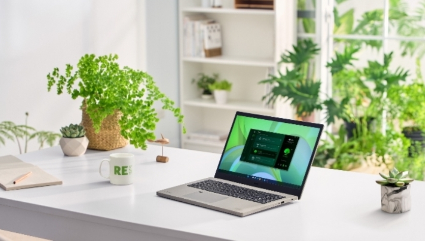 Ada Green Laptop dari Plastik Daur Ulang