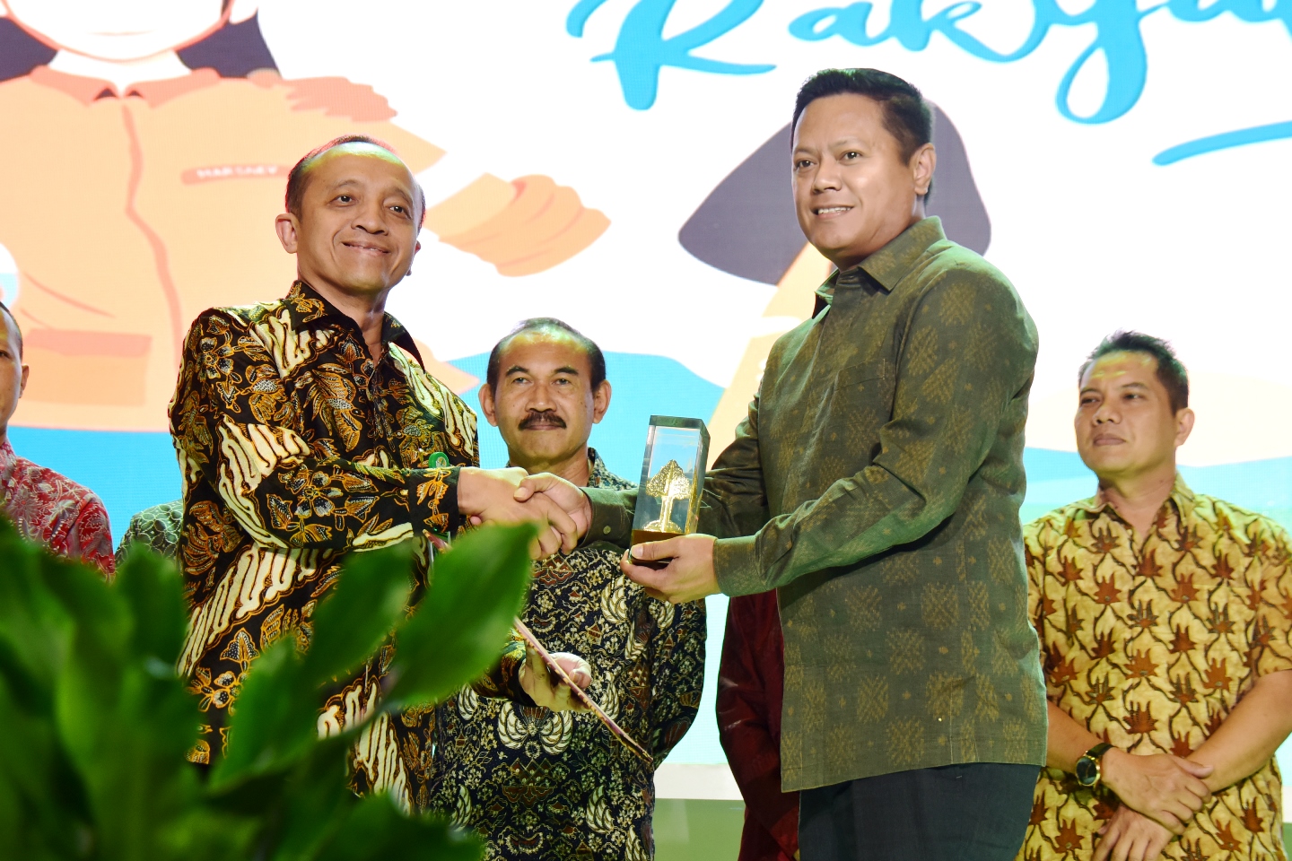 Amman Mineral, Salah Satu Inspirator Reklamasi Hutan
