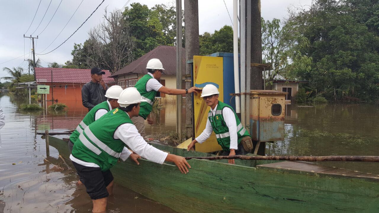 83 Persen Listrik Pulih Pasca Banjir di Belitung Timur