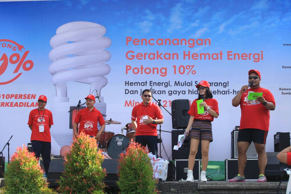Kampanye Hemat Energi Serentak di Tiga Kota