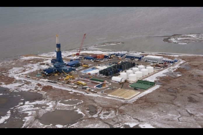 exxonmobil-starts-production-at-point-thomson-petrominer