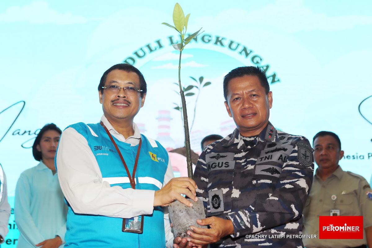 Bersama TNI AL, Indonesia Power Tanam 2.000 Mangrove