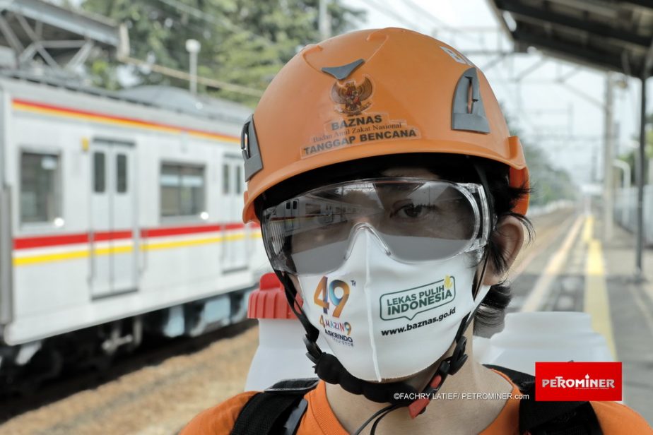 Pertamina Libatkan BAZNAS Semprotkan Disinfektan di Area Publik
