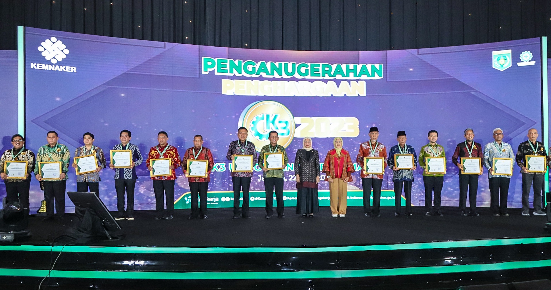Penghargaan K3 untuk 3 Perusahaan Entitas NCKL 