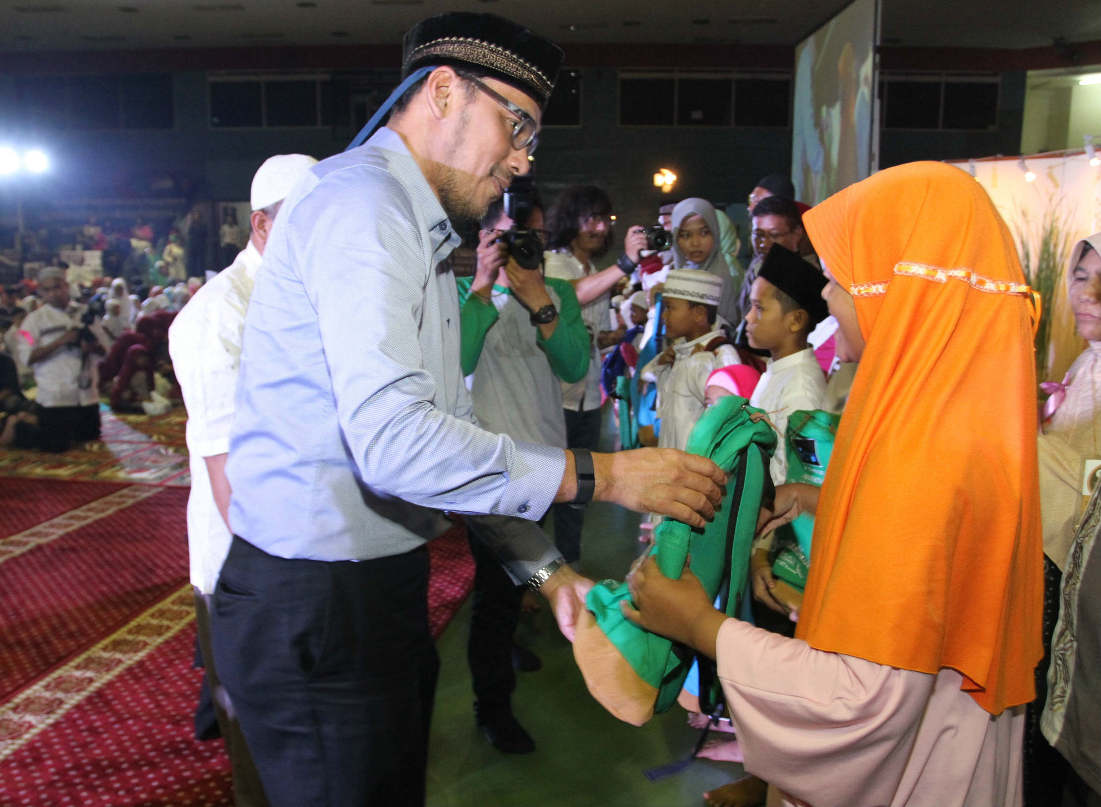 Freeport Santuni 1.000 Anak Yatim & Dhuafa