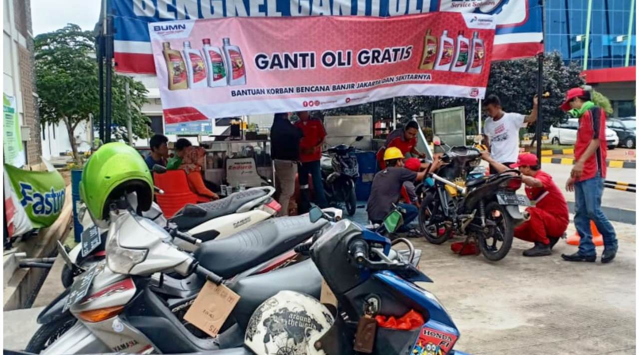 Ganti Oli Gratis Bagi Korban Banjir