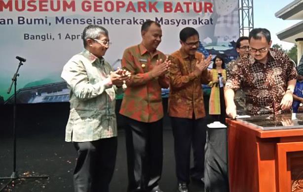 Peresmian Museum Geopark Batur