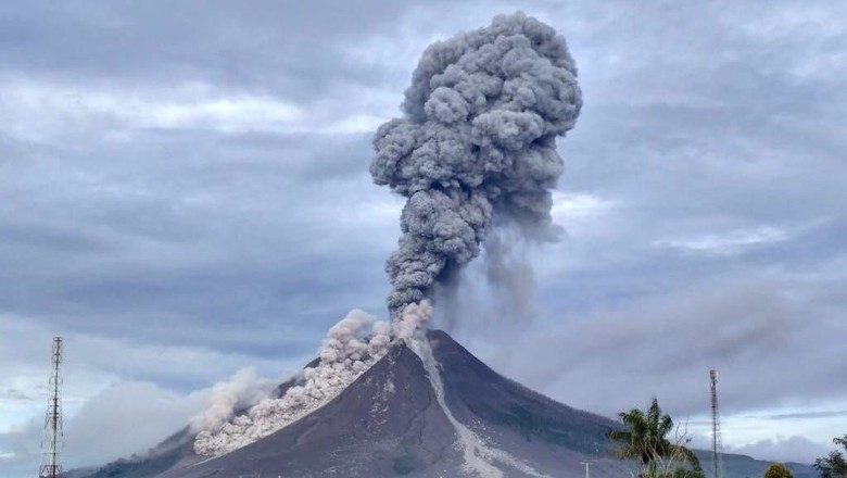 Erupsi Sinabung, Pertamina Siapkan Bantuan Darurat