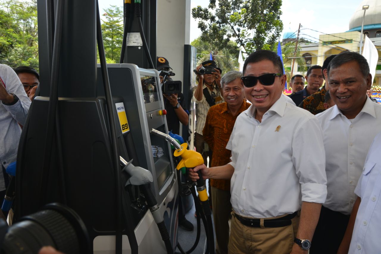 Selayaknya Marketing Perusahaan Asing, Menteri ESDM Khianati Amanah Rakyat