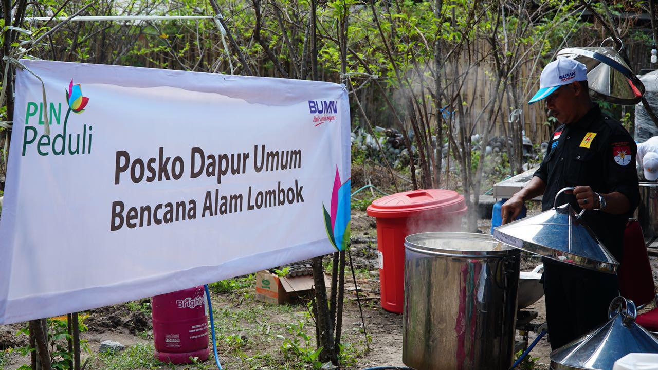 Kolaborasi Apik Operasional Dapur Umum di Daerah Bencana