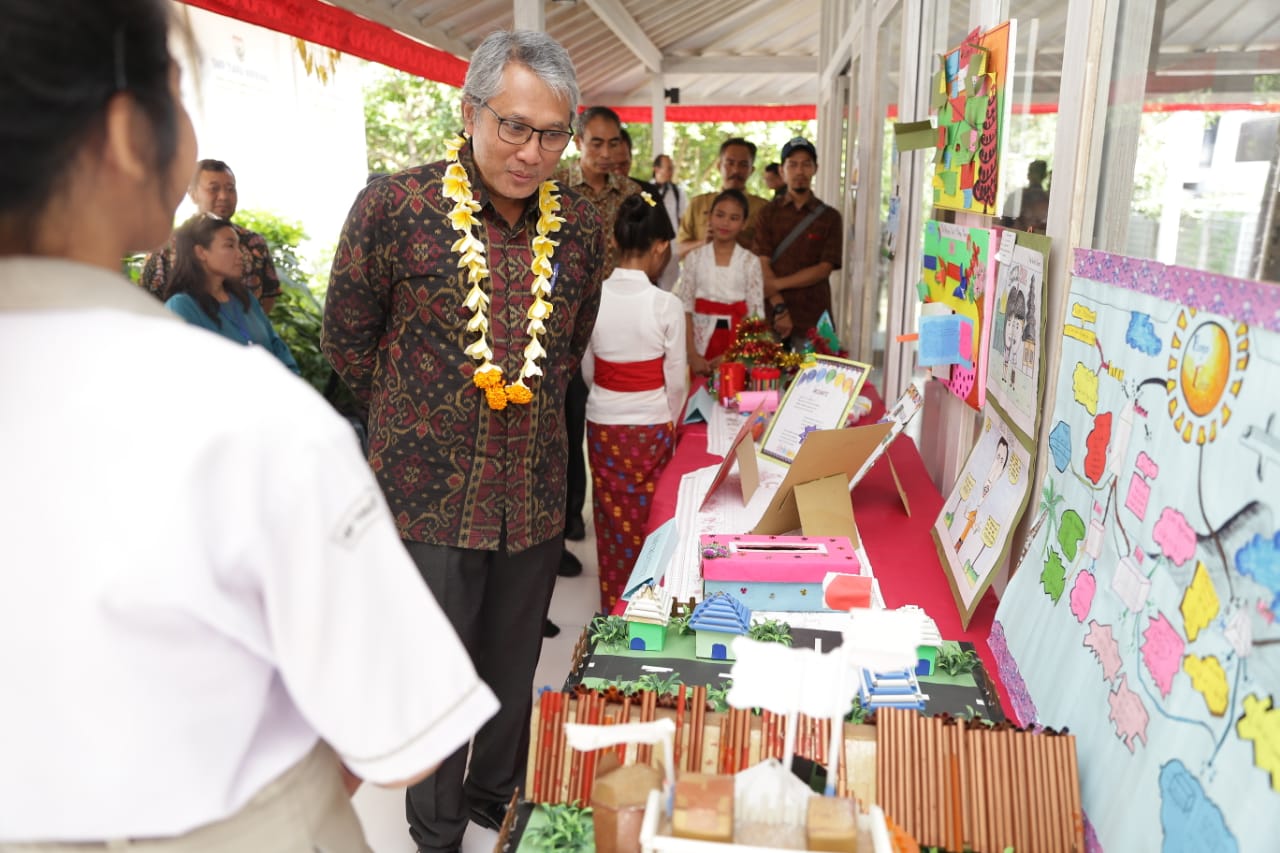 PGN Bangun Perpustakaan Sekolah Tiara Nirwana