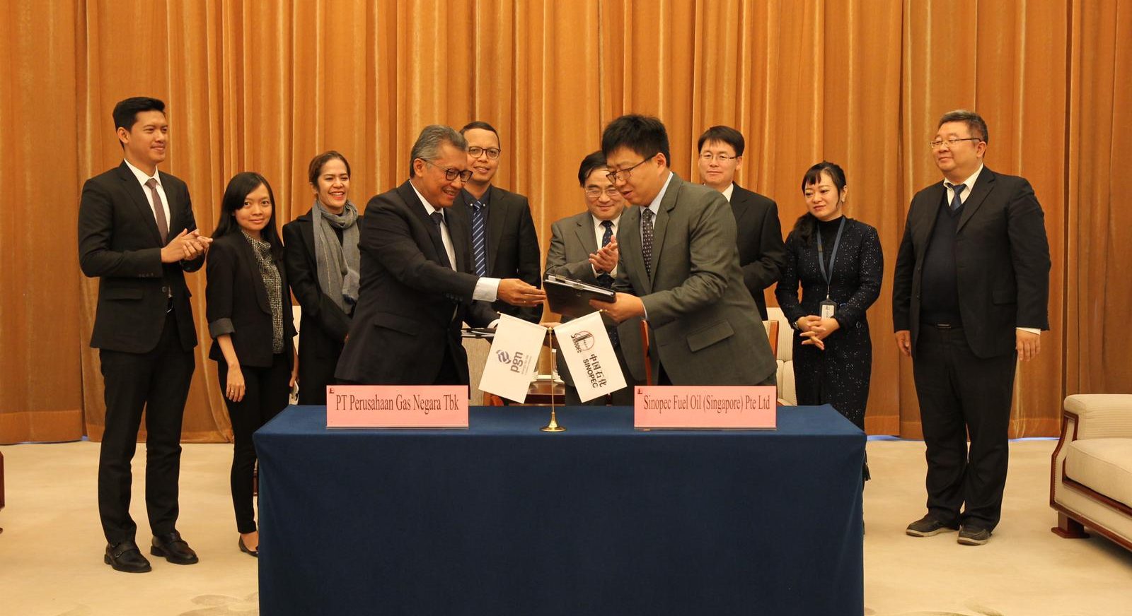 PGN-Sinopec Tandatangani Perjanjian Jual Beli LNG