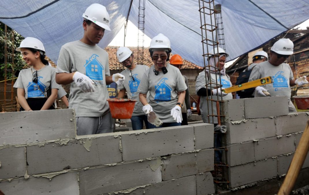 Lagi, MedcoEnergi Bangun 45 Rumah untuk Warga Kurang Mampu