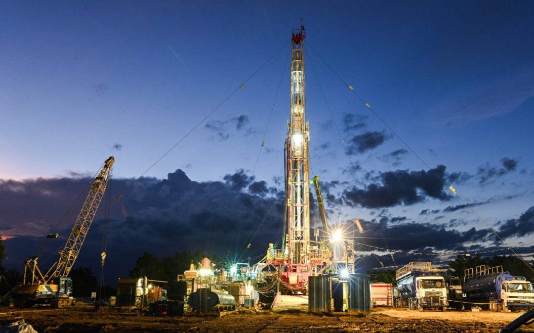 Peluang Industri Asuransi di Balik Target 1 Juta Barel Minyak per Hari