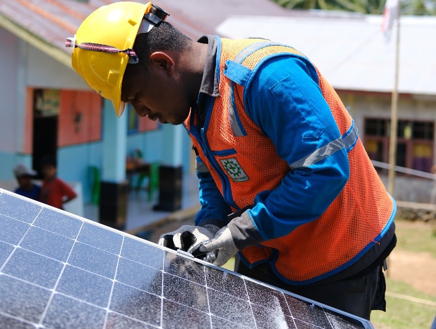 Berkat Supersun, Siswa di Maluku Utara Bisa Ikut Digitalisasi Pendidikan