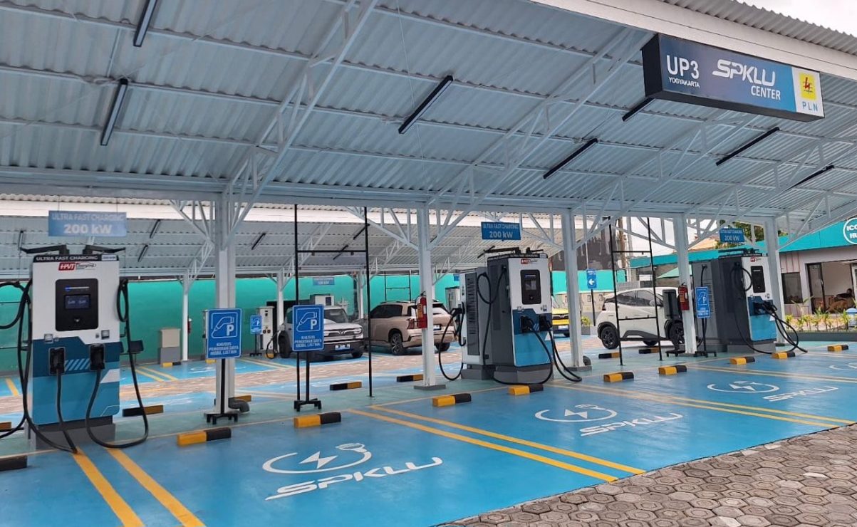 Hadir, SPKLU Center Pertama di Yogyakarta