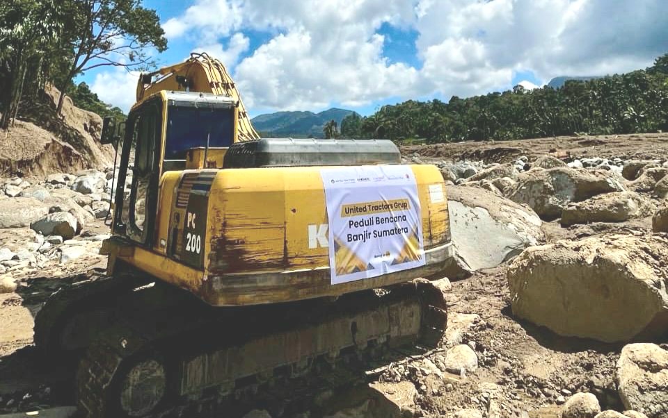 Grup UT Salurkan Bantuan Penanganan Bencana di Sumatera