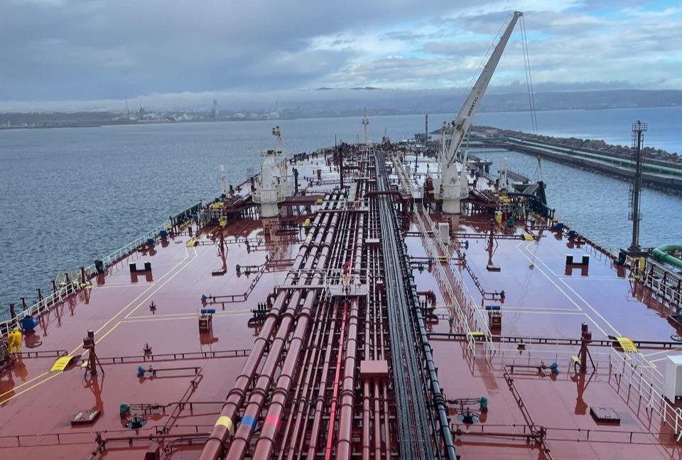 Lifting Perdana 1 Juta Barel Minyak dari Aljazair ke Indonesia