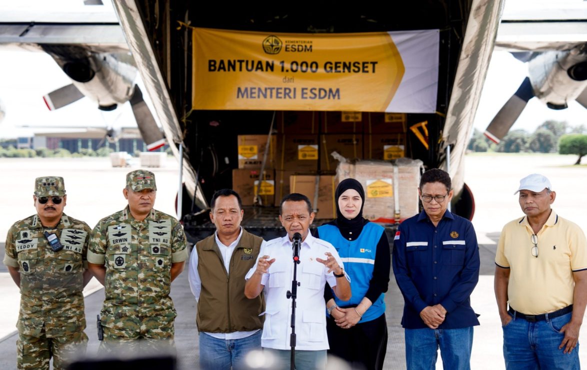 Ribuan Genset dan Kompor Gas untuk Korban Banjir Aceh & Sumatera