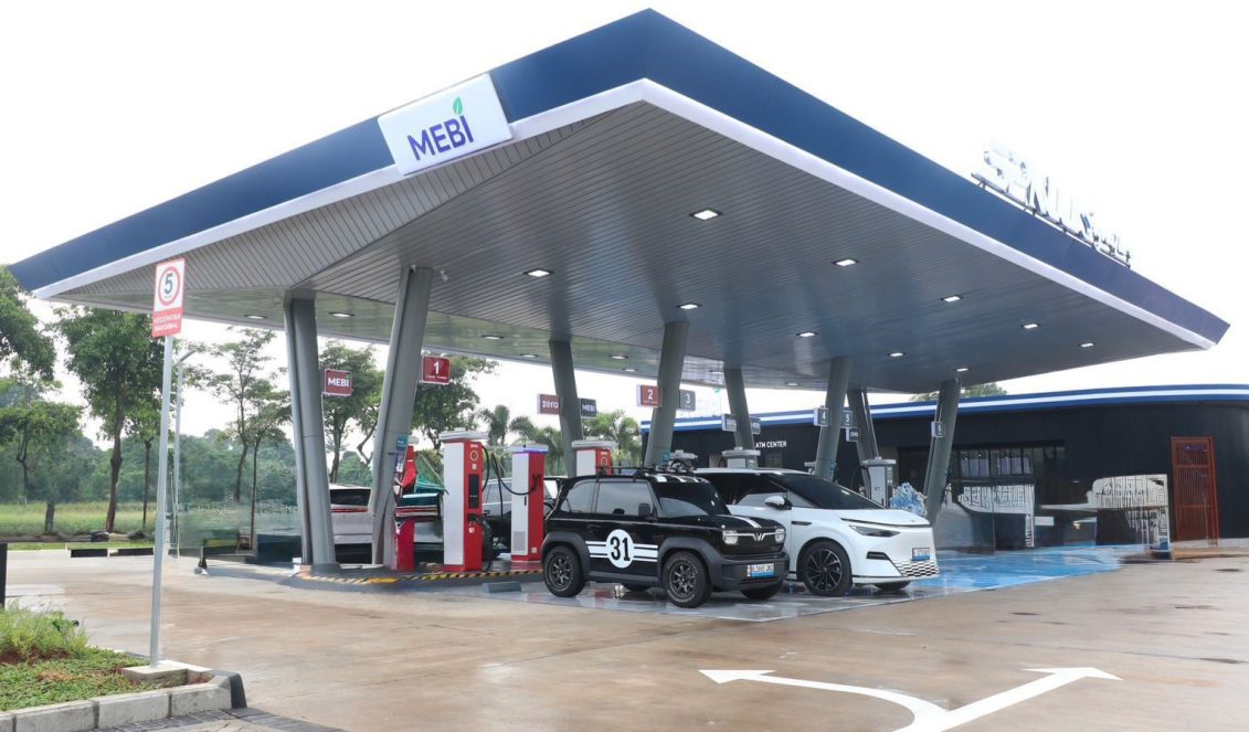 Kolaborasi PLN, MEBI, dan HUAWEI Hadirkan SPKLU Signature