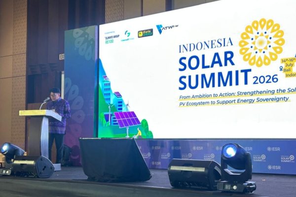 IESR: Perlunya Keterlibatan Daerah dalam Pengembangan PLTS