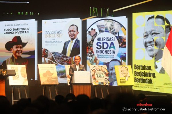 Bahlil Luncurkan 10 Buku Rekam Jejak Kepemimpinan dan Kebijakan