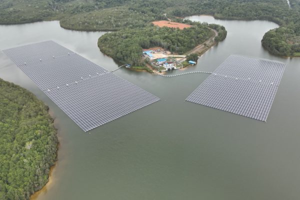 Diversifikasi EBT, ARKO Akuisisi PLTS 21,3 MWp