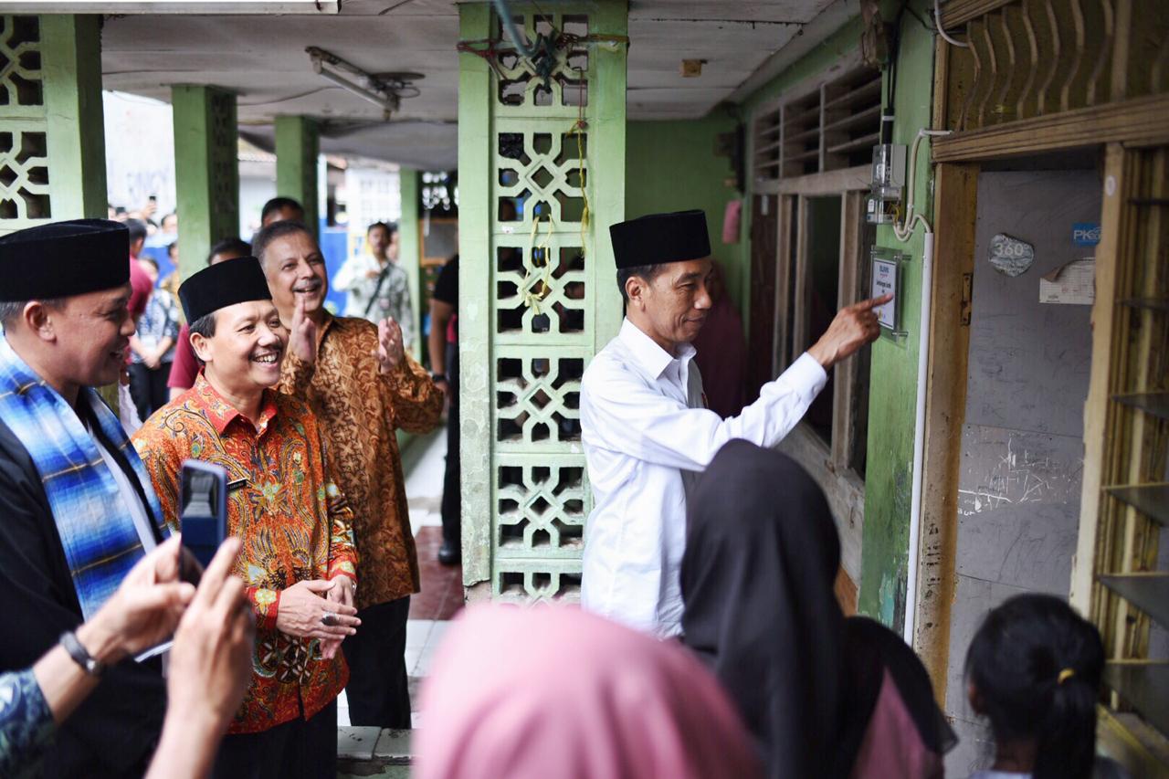 Presiden Kunjungi Program Listrik Gratis di Bekasi