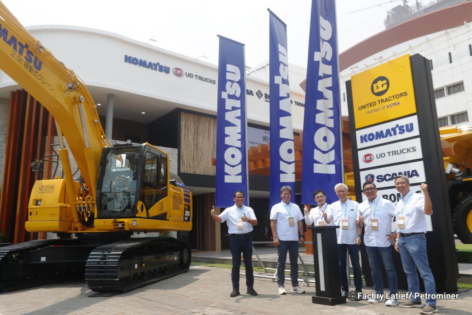 UT Perkenalkan New 20 Ton Class Electric Excavator