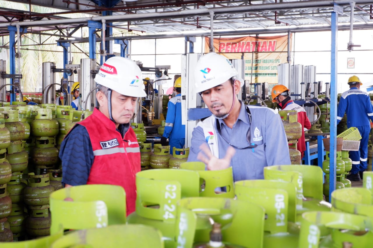 Konsumsi BBM di Bali Turun 40 Persen