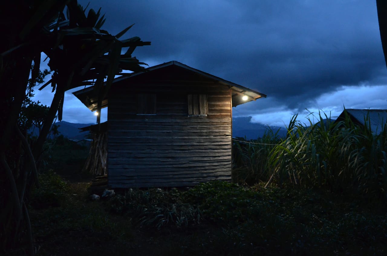 Manfaatkan Energi Setempat, Elektrifikasi Terus Dikebut