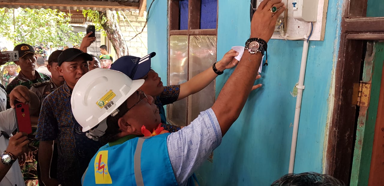 Rasio Desa Berlistrik Halmahera Tengah Capai 99,9 Persen