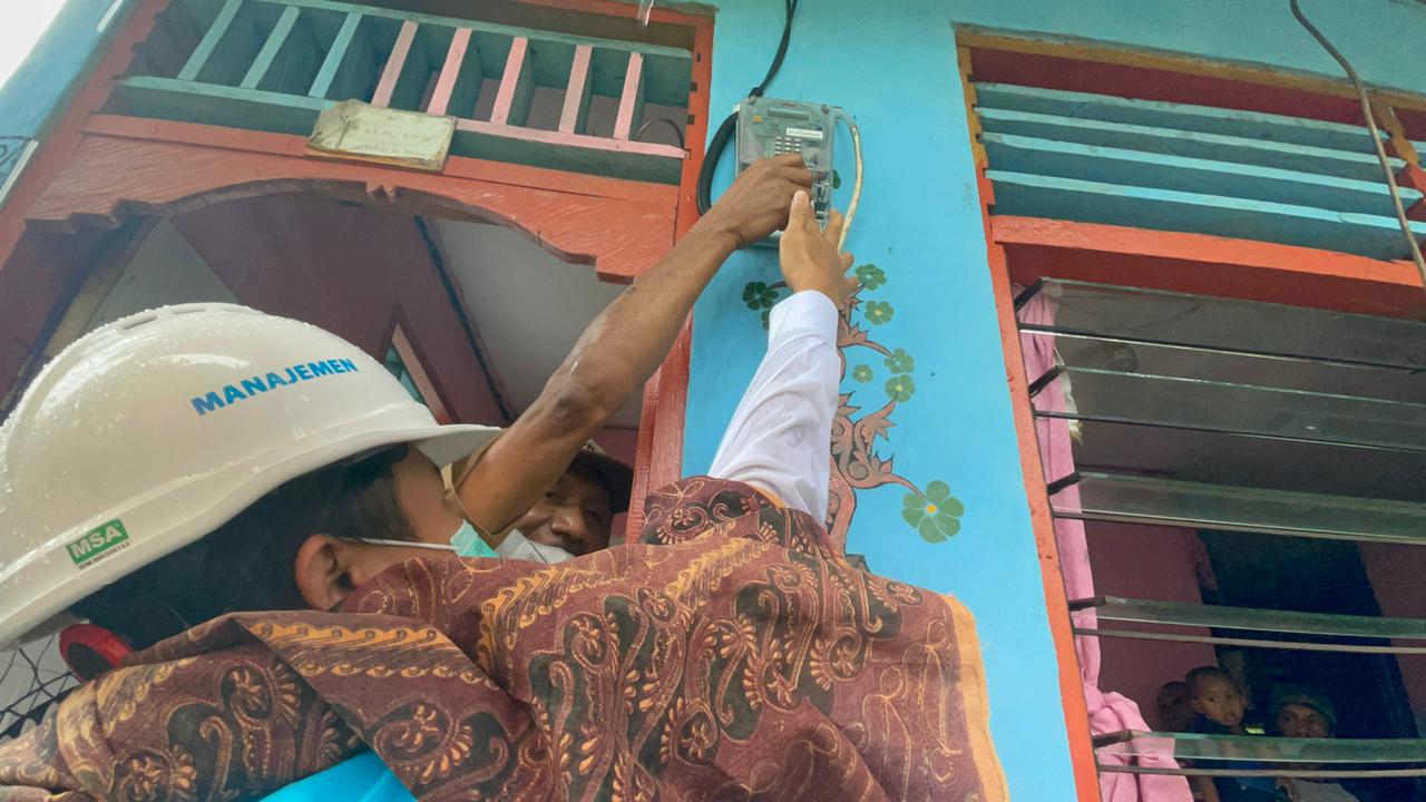 PLTS Pasok Listrik 13 Kampung di Raja Ampat