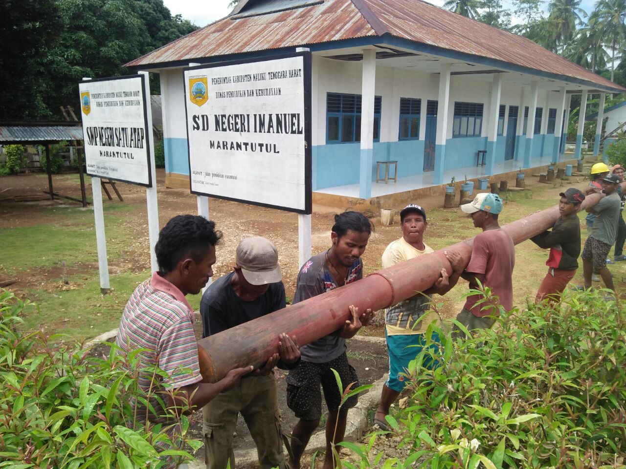 PLN Listriki 179 Desa di Maluku dan Maluku Utara Tahun Ini