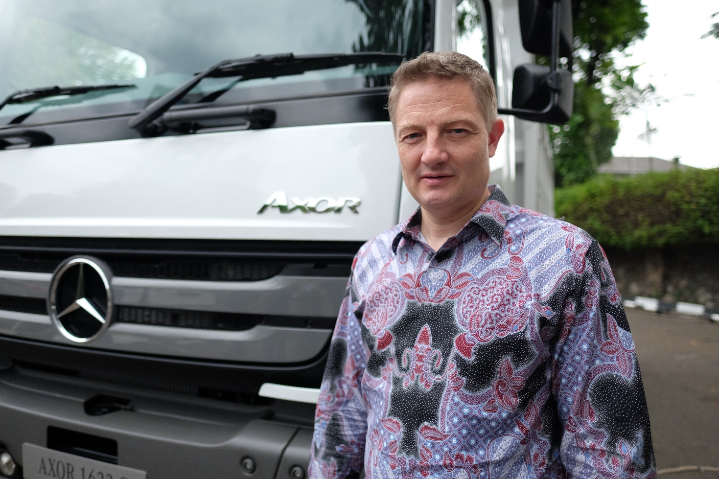 Mercedes-Benz Indonesia Satukan Bisnis Truk dan Bus