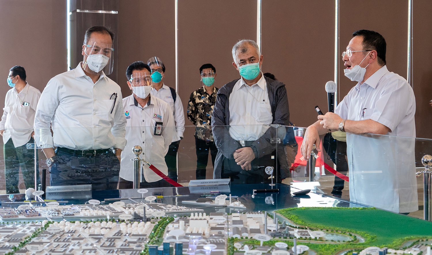 Menperin Tinjau Proyek Smelter Freeport di Gresik