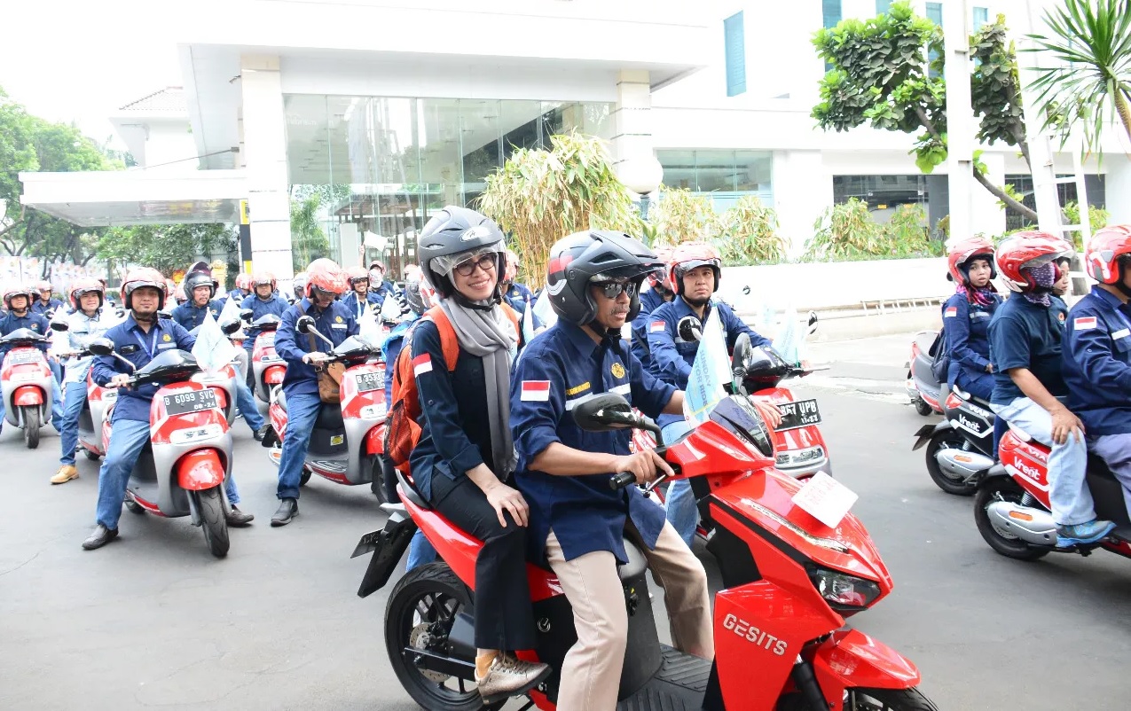 Gedung Perkantoran Dihimbau Sediakan Stasiun Pengisian Listrik