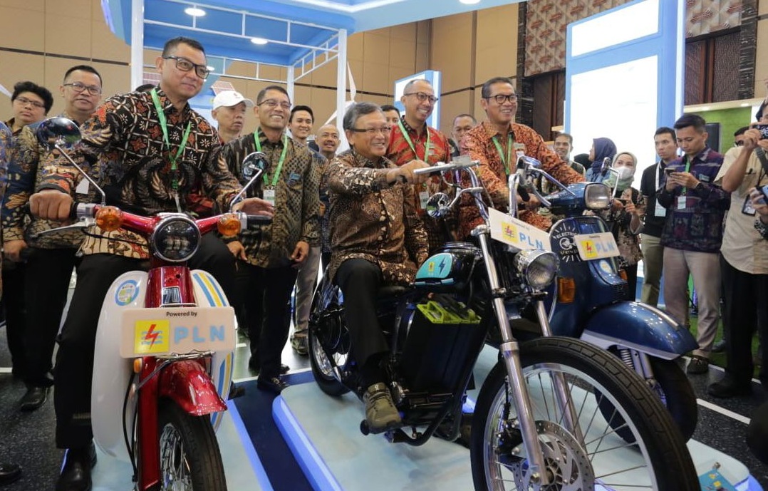 PLN Kembali Ajak Masyarakat Beralih ke Kendaraan Listrik