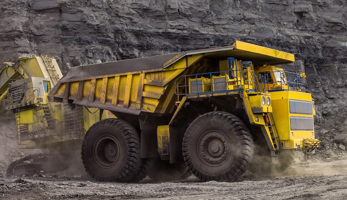 McLaren Bantu PAMA Tingkatkan Efisiensi BBM di Lokasi Tambang