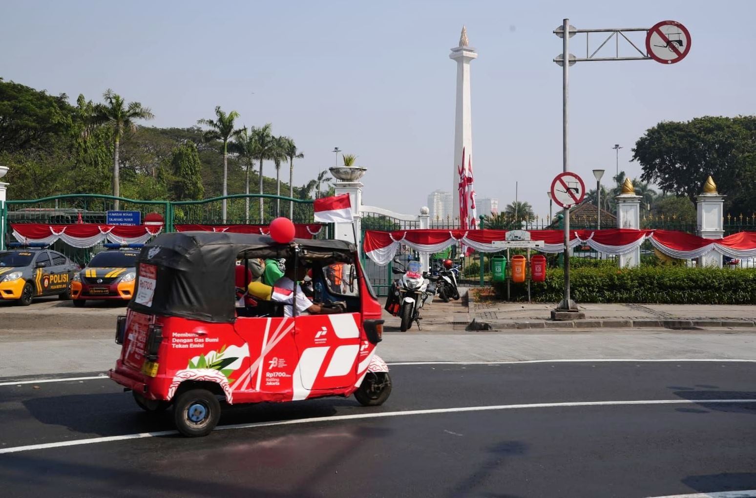 Ayo Naik Bajaj Gas Spesial Kemerdekaan