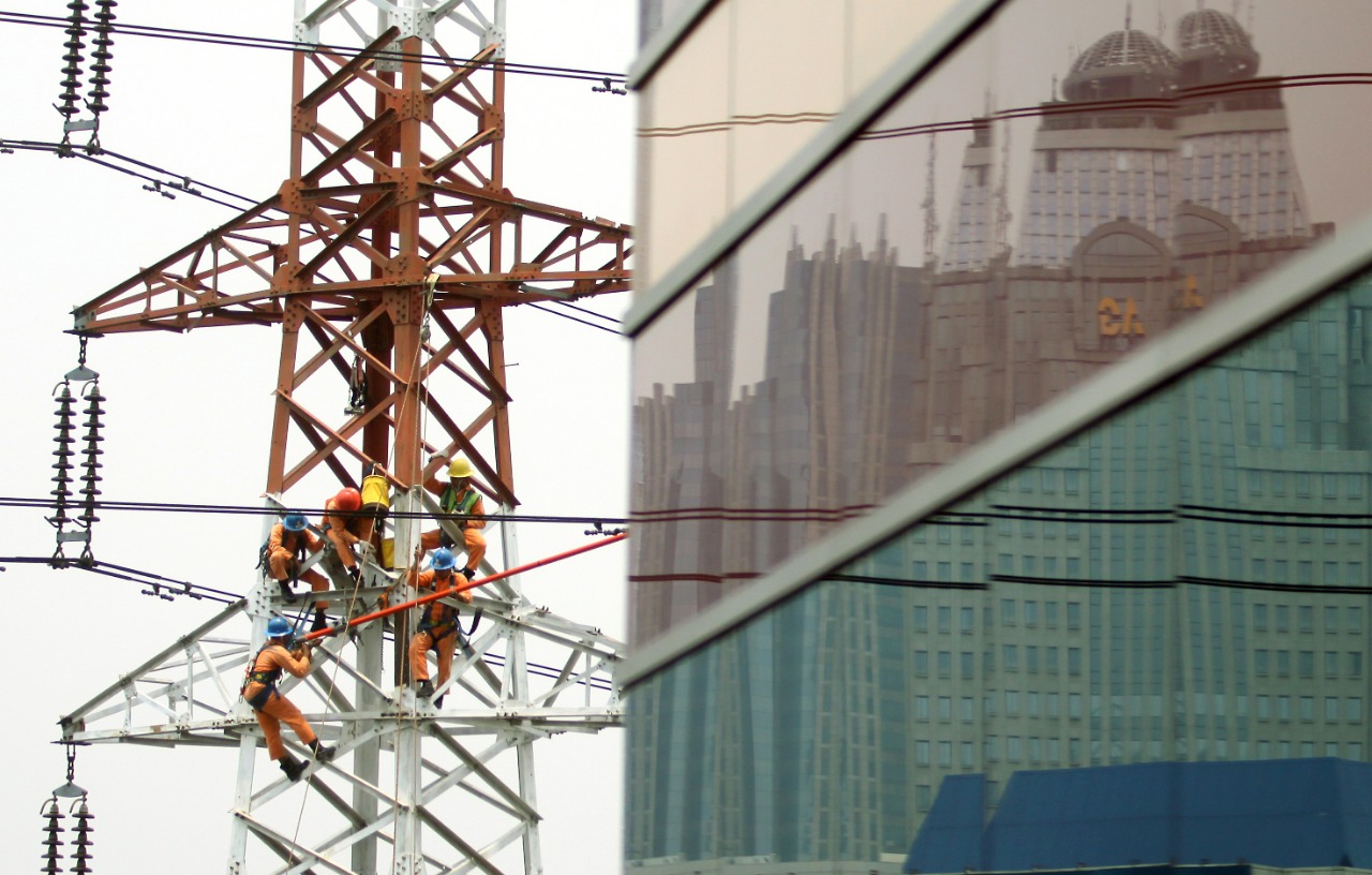 Penjualan Naik, PLN Cetak Laba Rp 4,2 Triliun