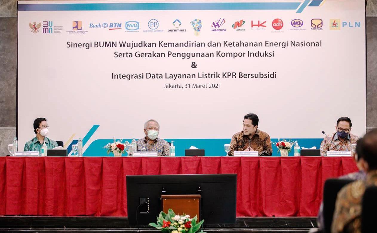 PLN Gandeng BUMN Karya Dorong Penggunaan Kompor Induksi