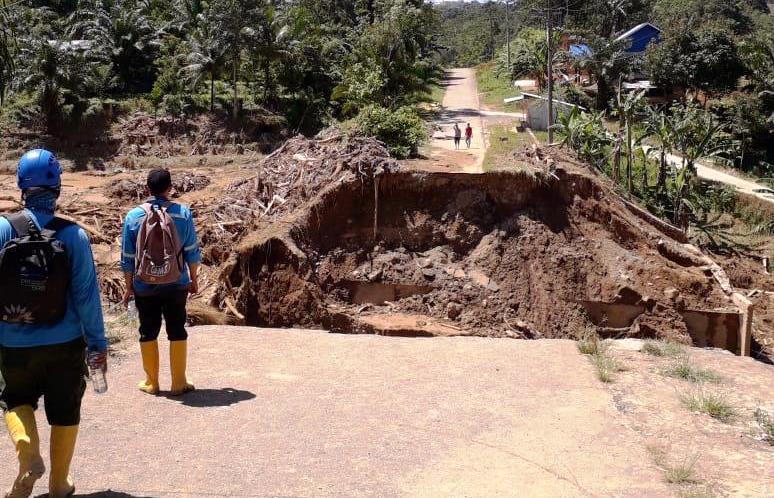 Pantang Pulang Sebelum Terang