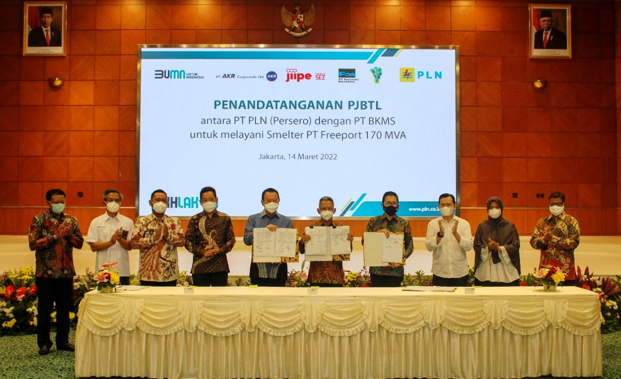 PLN Pasok Listrik 170 MVA ke Smelter Freeport Indonesia