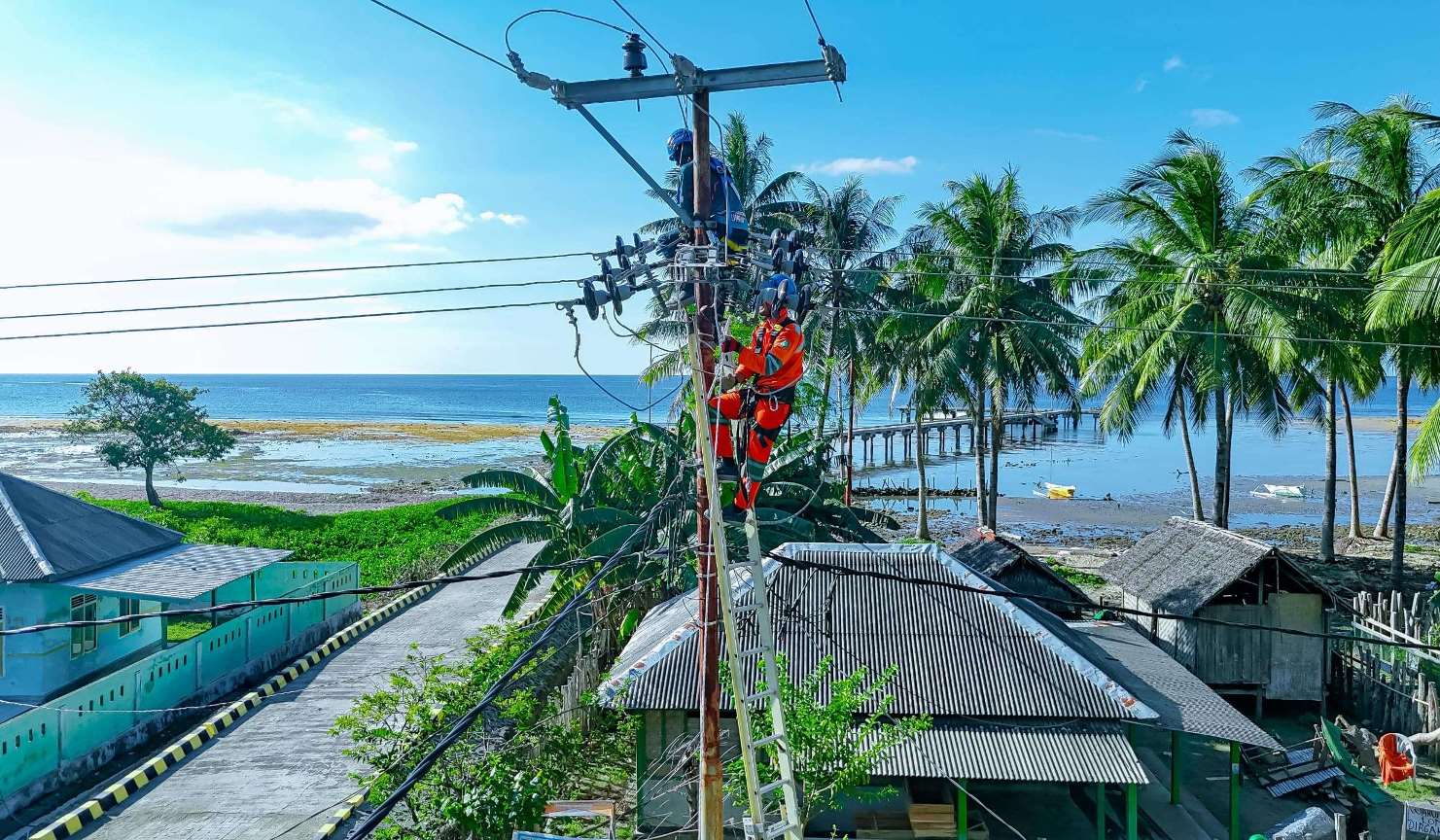 Kini, Seluruh Desa di NTB Punya Listrik PLN 24 Jam