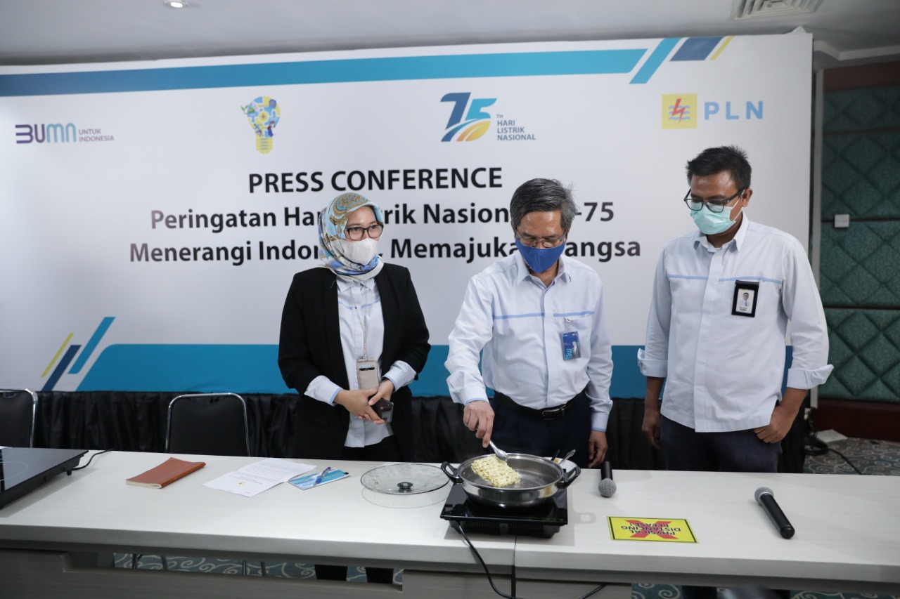 Program Kompor Induksi PLN Raih Penghargaan