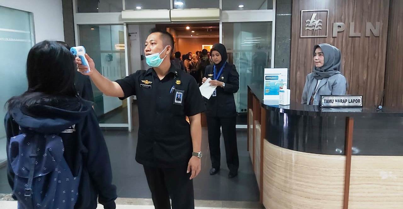 PLN Siapkan Tiga Fase untuk Prosedur Kerja New Normal