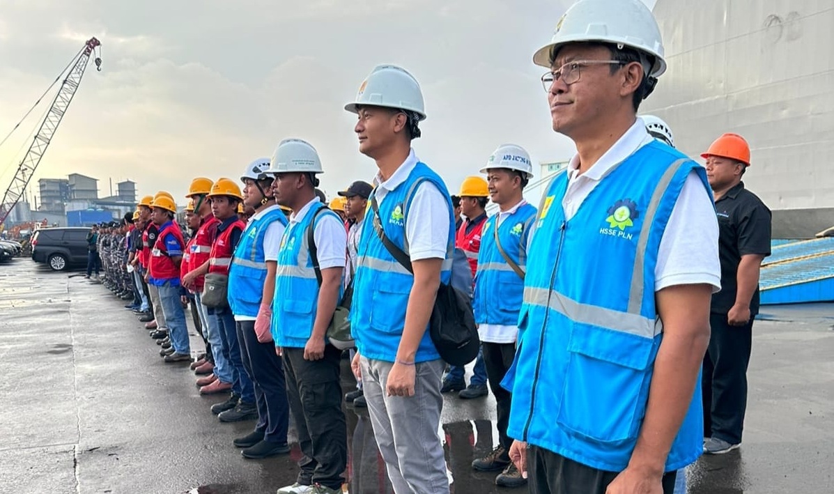 PLN Gandeng TNI AL Perkuat Kelistrikan Karimunjawa