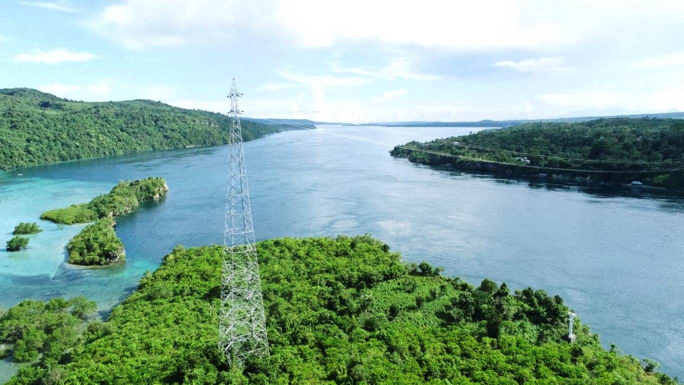 Pertama di Sulawesi, Transmisi Listrik Antar Pulau