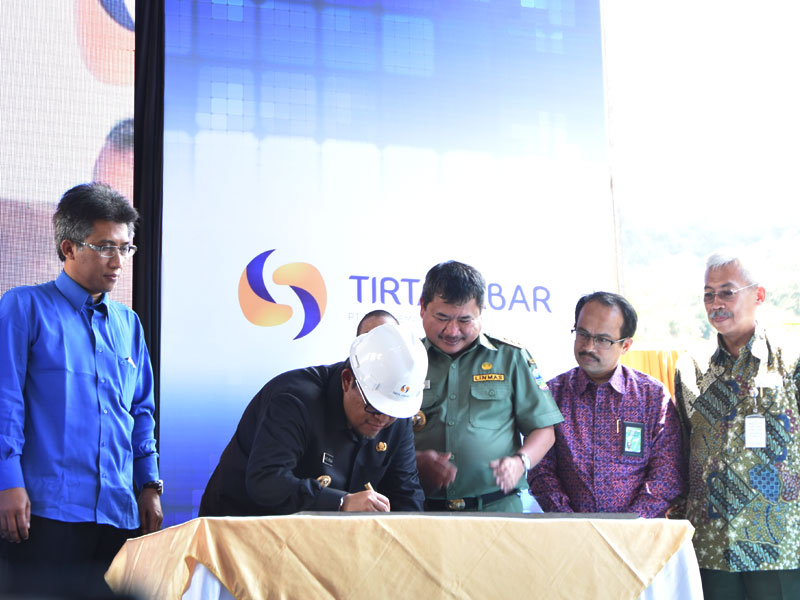 Peran Aktif Swasta Kembangkan EBT